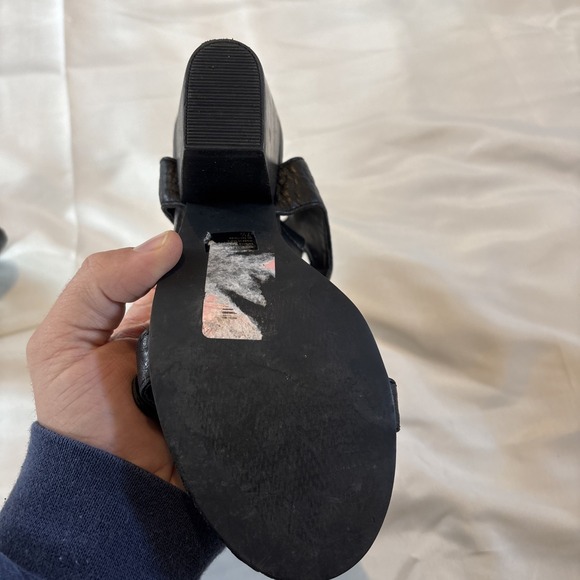 Seychelles Womens Gladiator Leather Heeled Size 7.5‎ Black Wedge - Picture 10 of 10